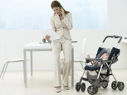 Mamme lavoratrici, bonus per baby sitter e asilo