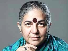 Vandana Shiva, 61 anni. Vandana Shiva, 61 anni.